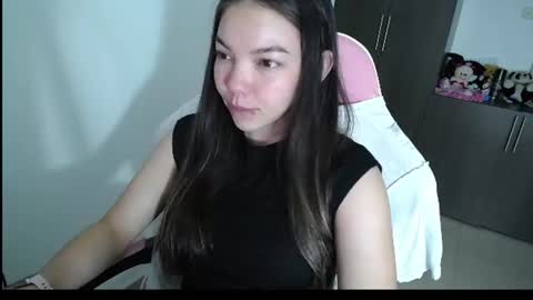 Snapshot of venelope1 chatting on July 1, 2:57 am Venelope 3 online show from July 1, 2:57 am