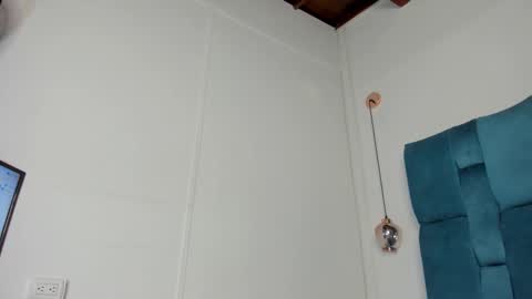 venezolana_caro online show from January 13, 11:59 am