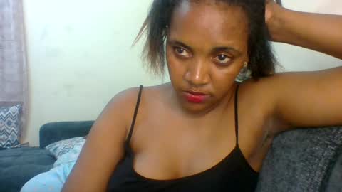 venomvesper online show from July 5, 7:32 pm