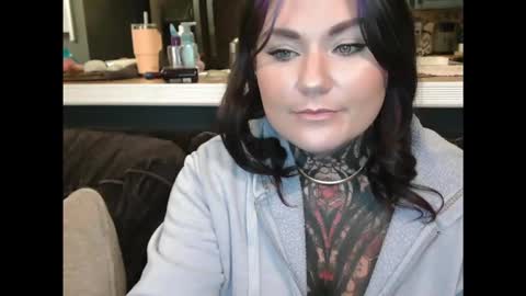 VentressInk online show from October 31, 6:09 pm