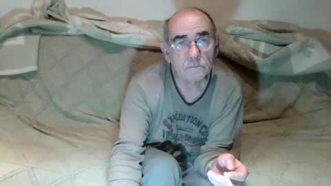 Snapshot of ventura50 chatting on November 30, 5:11 am ventura50 online show from November 30, 5:11 am