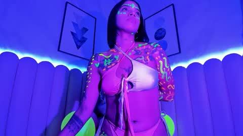 Snapshot of venus__miller chatting on September 15, 12:27 pm venus__miller online show from September 15, 12:27 pm