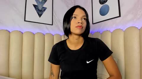 Snapshot of venus__miller chatting on October 5, 12:47 pm venus__miller online show from October 5, 12:47 pm