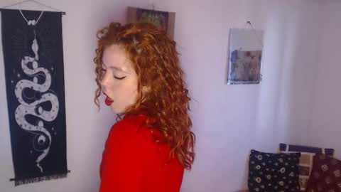 Snapshot of venus_brave chatting on February 11, 12:54 pm Venus Brave online show from February 11, 12:54 pm