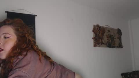 Snapshot of venus_brave chatting on February 27, 10:48 am Venus Brave online show from February 27, 10:48 am