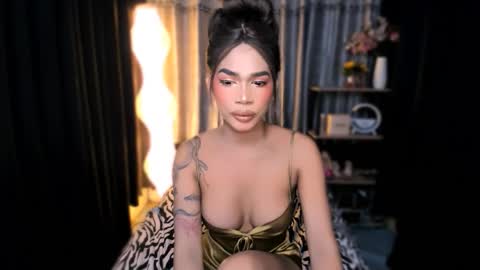 VENUS THE GODDESS online show from February 9, 1:42 am