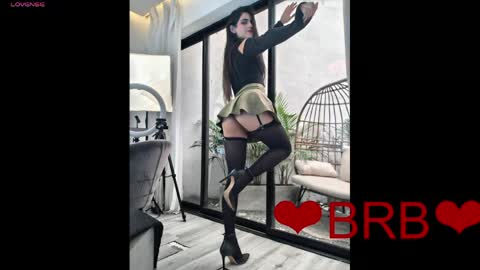VENUS online show from April 23, 11:20 am