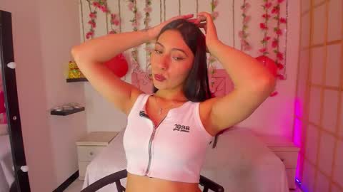 Mary online show from November 13, 7:57 pm