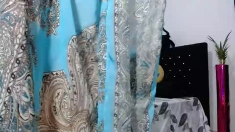 venus_menoza online show from December 5, 1:06 pm