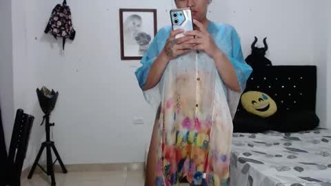 venus_menoza online show from October 31, 1:34 pm