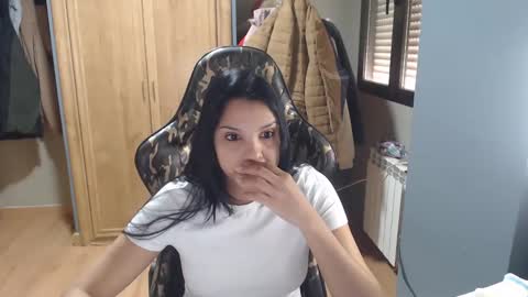 Snapshot of venus_sensual69 chatting on February 16, 11:05 am Venus independent model online show from February 16, 11:05 am
