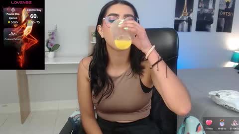 Snapshot of venus_steffen chatting on September 10, 12:27 pm Mia online show from September 10, 12:27 pm