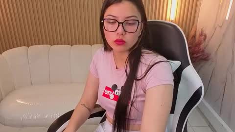 Venus  online show from November 27, 7:49 pm