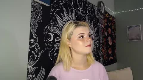 Miss Venus online show from September 11, 1:06 am