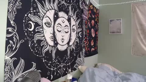 Miss Venus online show from September 12, 2:17 pm