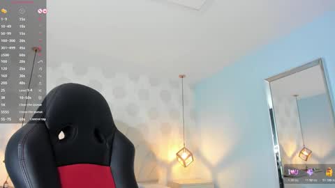 VENUS online show from February 25, 12:37 pm