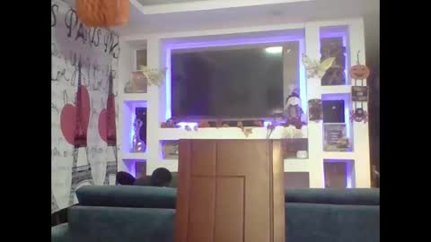 VENUSINA07 online show from October 19, 6:47 am