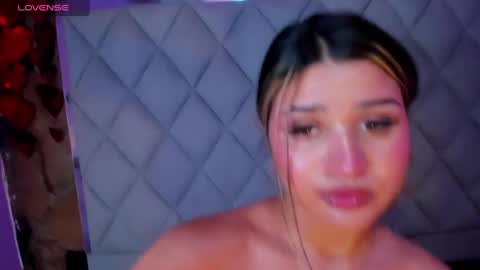 Venusowen  online show from February 26, 6:54 pm