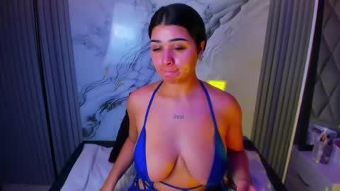 Venusowen  online show from February 13, 1:18 pm