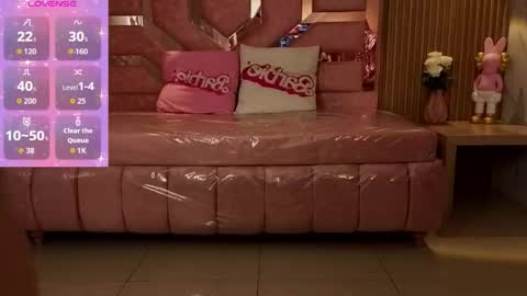 Snapshot of venuss09_s chatting on February 7, 9:18 pm venuss online show from February 7, 9:18 pm