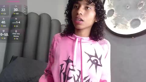 Snapshot of venuss_03 chatting on October 18, 3:42 am venuss_03 online show from October 18, 3:42 am