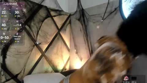 Snapshot of venuss_03 chatting on November 2, 3:31 am venuss_03 online show from November 2, 3:31 am