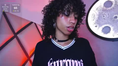 Snapshot of venuss_03 chatting on January 10, 4:36 am venuss_03 online show from January 10, 4:36 am