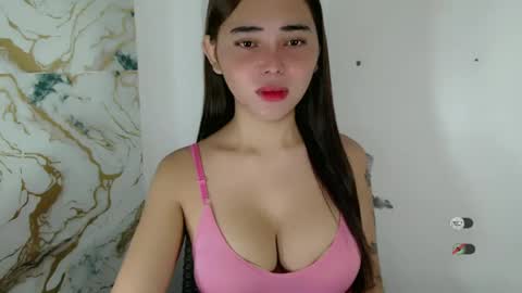 Snapshot of veola_sexy chatting on July 9, 9:19 pm veola_sexy online show from July 9, 9:19 pm