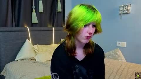 Erica online show from October 13, 8:31 pm