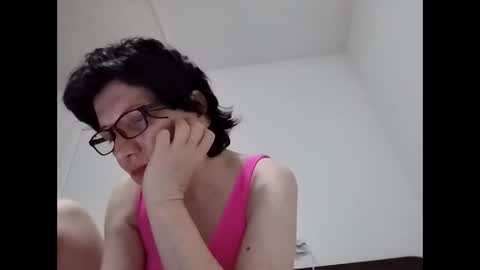 Vera online show from May 4, 6:48 pm