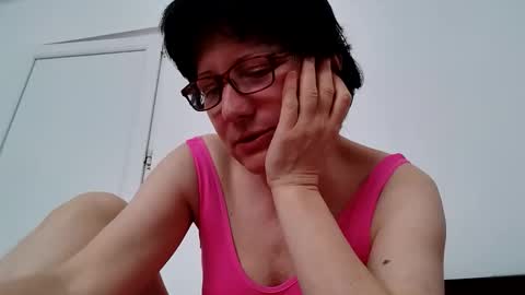 Vera online show from May 12, 6:43 am