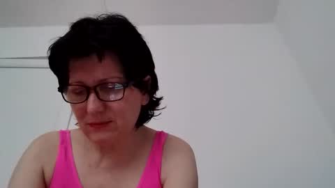 Vera online show from May 28, 3:31 pm