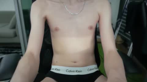 verdant_halcyon online show from January 14, 11:49 am