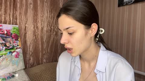 Ayla online show from April 4, 11:51 am