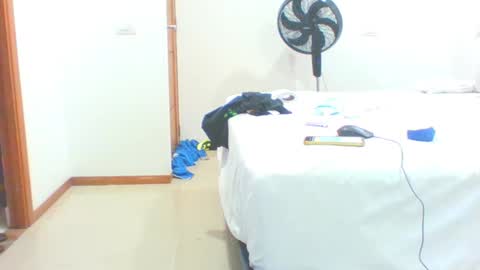 vergagolosa22 online show from December 4, 4:22 am