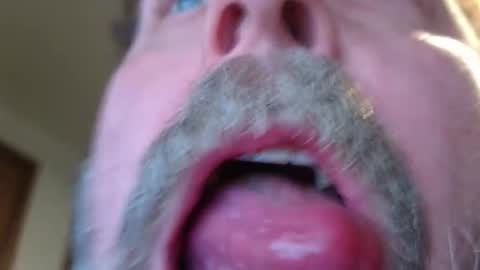 Snapshot of vermontguy76 chatting on January 31, 11:58 pm vermontguy76 online show from January 31, 11:58 pm