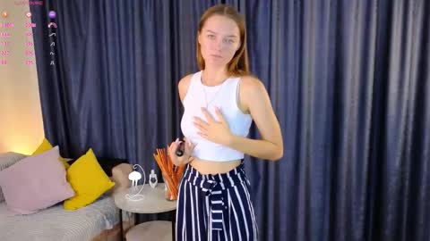 Snapshot of vernitashinsky chatting on November 7, 2:11 am Olivia online show from November 7, 2:11 am