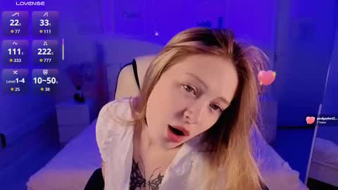  VERONICA  FOLLOW ME  online show from December 5, 8:45 am