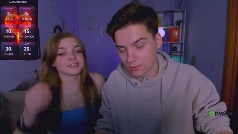 Snapshot of veronica_bubble chatting on October 4, 7:12 pm Ronni online show from October 4, 7:12 pm