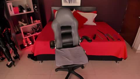Vero Milf online show from May 8, 7:19 pm