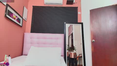 Veronica online show from January 13, 12:24 pm