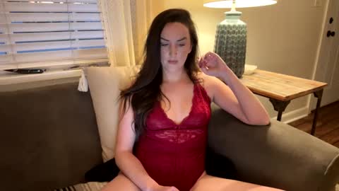 Veronica Vaughn online show from December 19, 10:42 pm