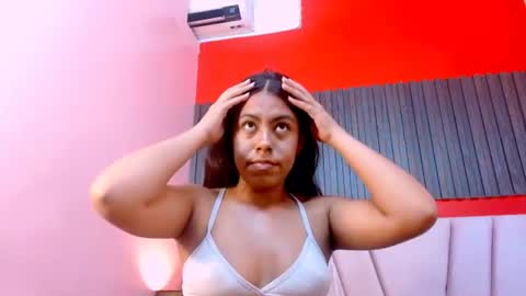 Veronica Robles online show from June 10, 7:57 pm