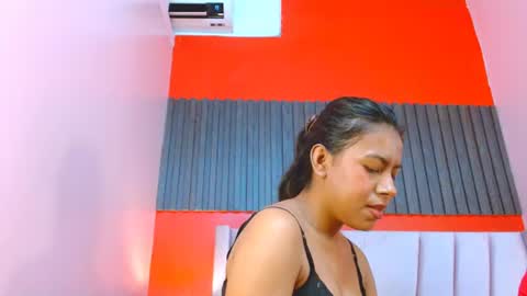 Veronica Robles online show from July 11, 6:43 pm