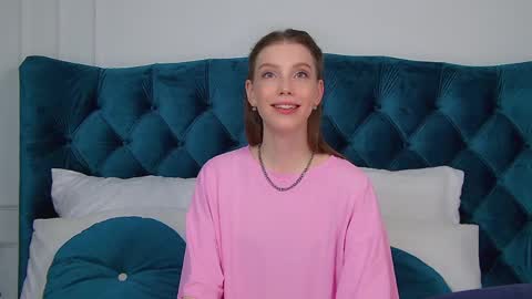 Veronica online show from May 13, 6:38 pm