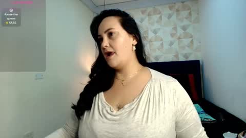 Snapshot of veroniicabbw chatting on October 7, 12:02 pm veroniicabbw online show from October 7, 12:02 pm