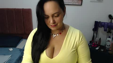 veroniicabbw_ online show from June 3, 2:44 pm