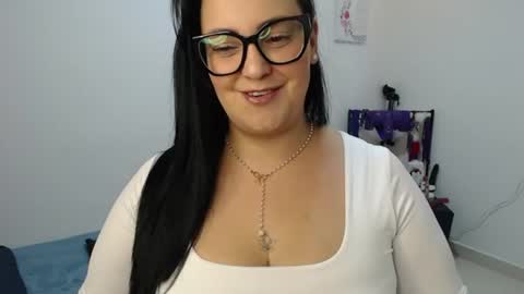 veroniicabbw_ online show from August 4, 10:40 am