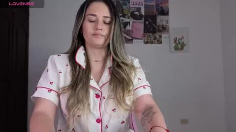 Vero online show from February 25, 9:19 am