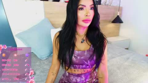 Snapshot of veronikali chatting on July 1, 7:35 pm Veronikali online show from July 1, 7:35 pm